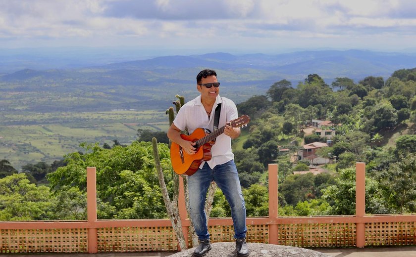 Almir Rouche lança videoclipe em homenagem a música ‘Serra Negra’