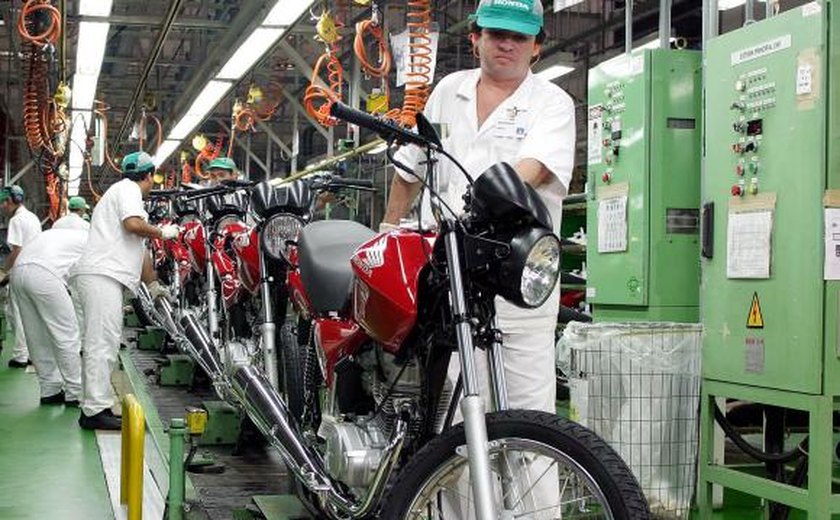 Greve dos bancos contribuiu para queda na venda de motocicletas, diz Abraciclo