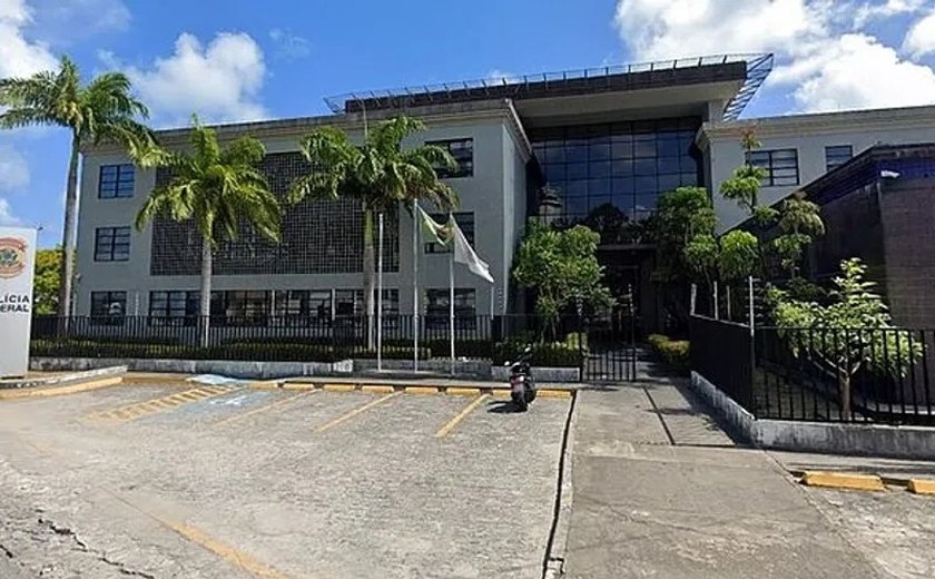 Imagens de cenas de exploração sexual infantil eram vendidas por R$ 50, diz PF