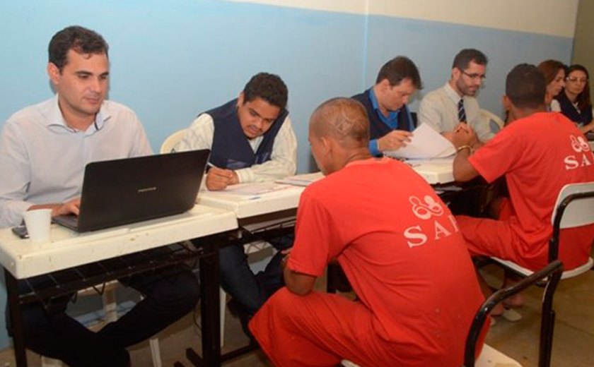 Custodiados são beneficiados pelo programa Defensoria no Cárcere