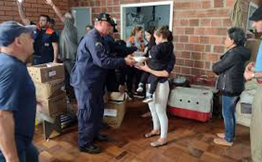 Central vai distribuir alimentos para cozinhas solidárias no RS