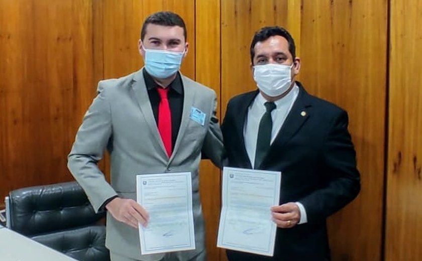 Severino Pessoa se compromete em atender reivindicações feitas por vereador de Craíbas
