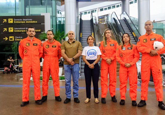  Governo de Alagoas envia médicos e enfermeiros do grupamento aéreo para auxiliar em resgates no RS 