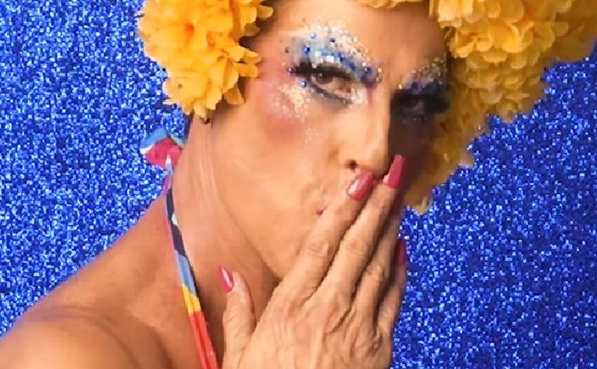 'Quero mostrar minhas verdadeiras cores sem medo', diz Gianecchini que vive drag em espetáculo 'Priscilla, a rainha do deserto'