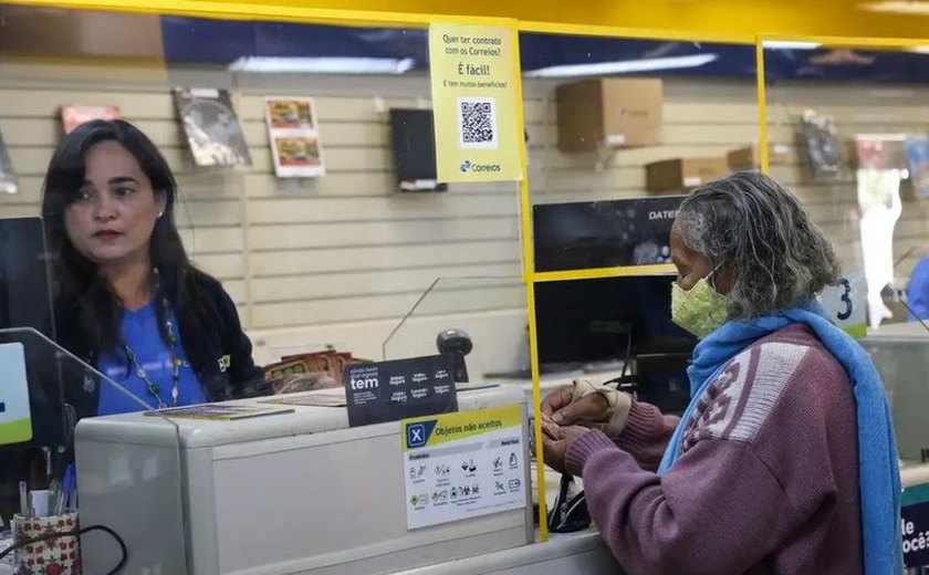 Correios já atenderam mais de 300 mil aposentados e pensionistas sobre descontos associativos indevidos