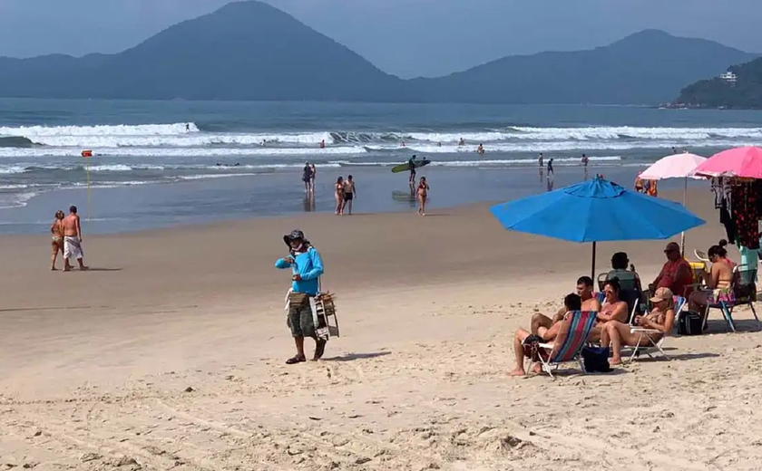 Projeto de lei limita barracas nas praias de Ubatuba