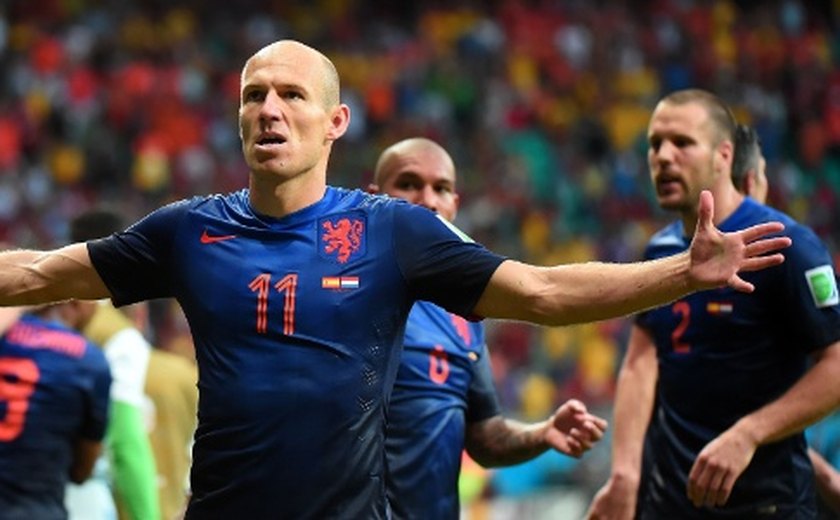 Goleada incrível! Holanda vence Espanha por 5 a 1 de virada na estreia