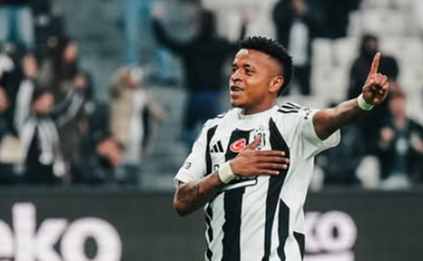 Atacante equatoriano Keny Arroyo confirma acerto com o Cruzeiro e deve chegar nesta semana