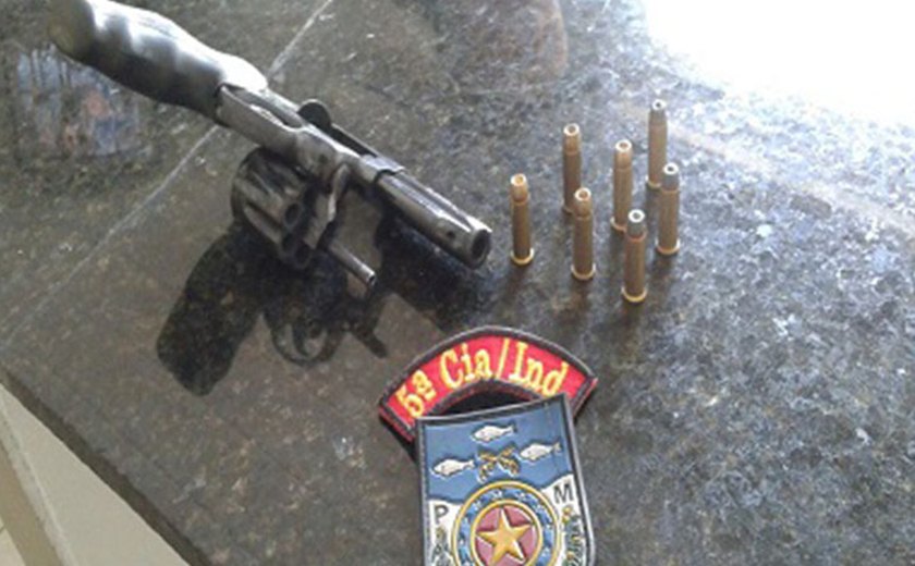 PM prende jovem armado em Marechal Deodoro