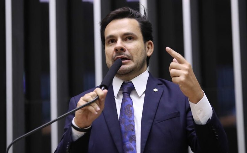 Projeto estabelece prazo de 60 dias para concluir processo de estupro que resulte em gravidez