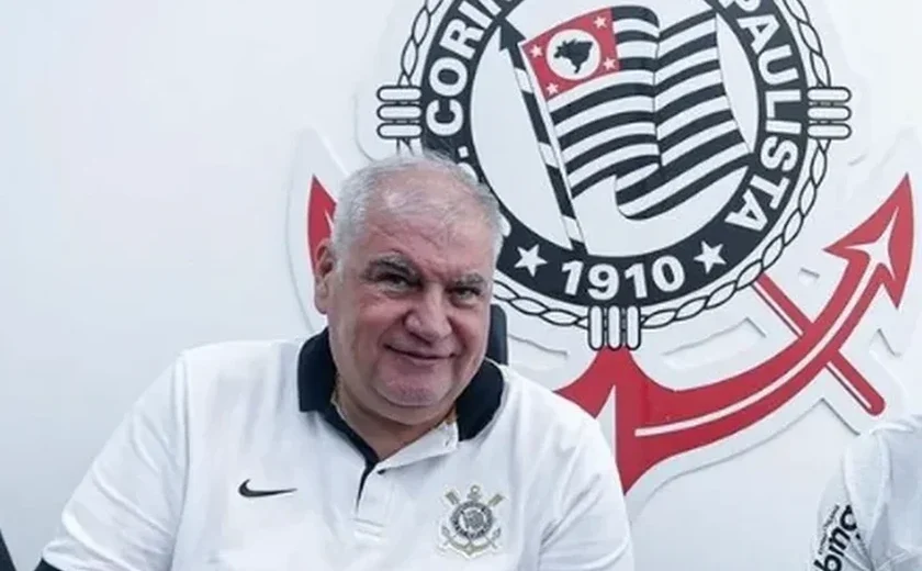 Corinthians rebate Rubão sobre patrocínio e cita 'interesses políticos' do ex-diretor