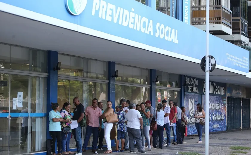 INSS suspende serviço de antecipação de benefícios pelo PicPay, banco nega cobrança indevida