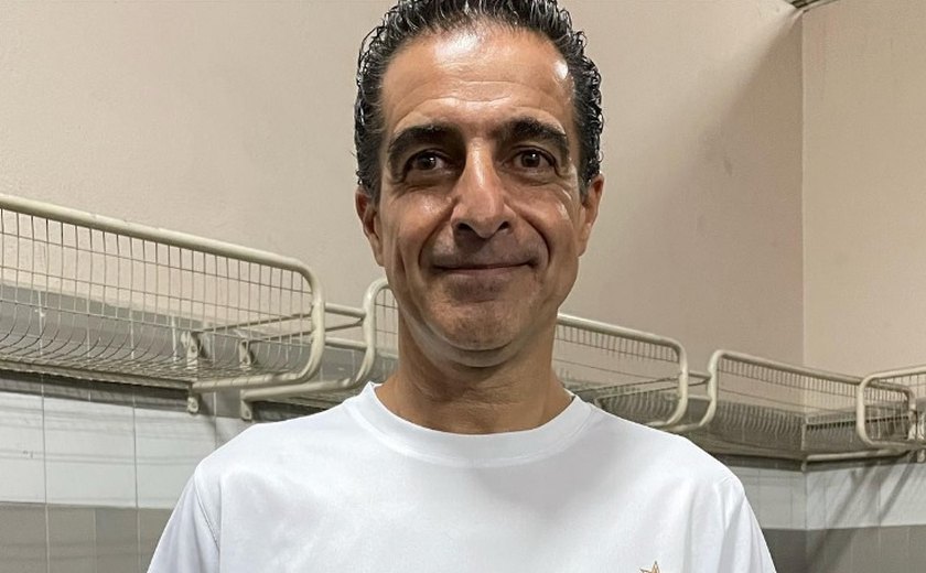 Renato Paiva diz que mágoa com torcida o fez pedir demissão no Bahia