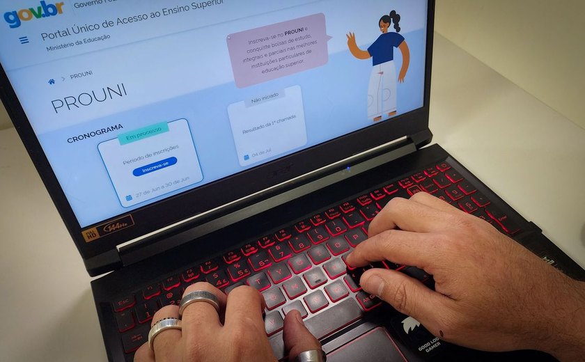 Prazo para inscrição no Prouni termina nesta sexta-feira