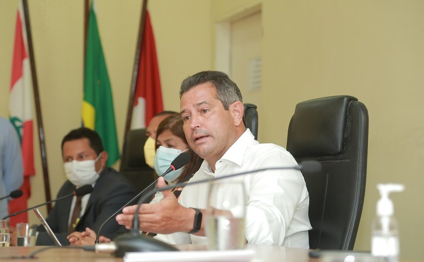 “O SAAE de Penedo não está à venda”, esclarece Maurício Quintella sobre a concessão de serviços