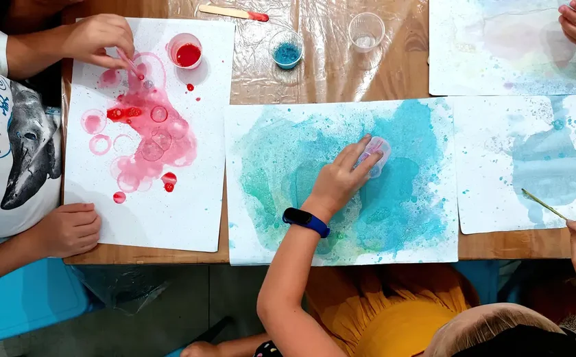 Museus oferecem programação especial para divertir as crianças