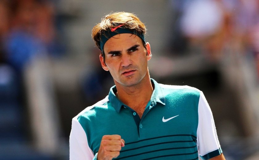 Federer salva 2 match points, bate francês e avança às quartas de final em Halle