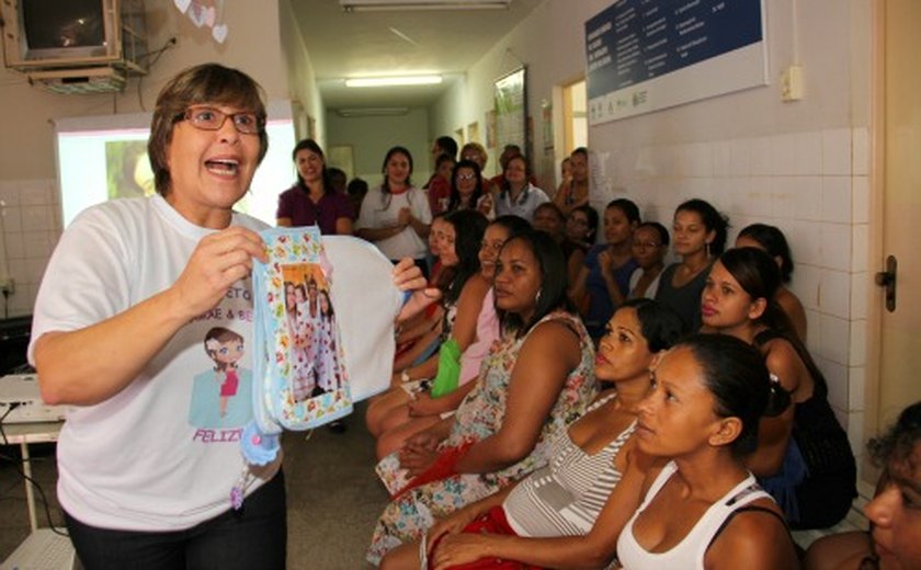 Arapiraca: Célia visita UBS Primavera e acompanha gestantes em atividades