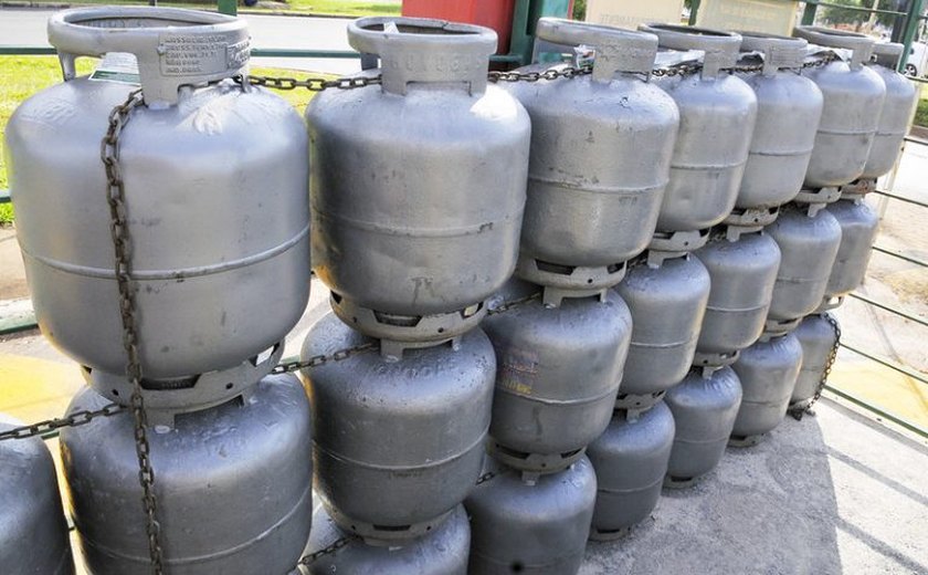 Medida provisória amplia oferta de gás de cozinha para famílias de baixa renda