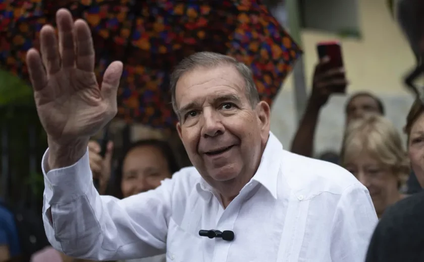 Exílio de González instala clima de desânimo na oposição venezuelana