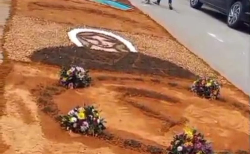 Fé e arte tomam conta das ruas de Palmeira dos Índios durante Corpus Christi