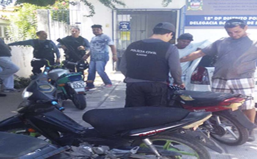 Delegacia da Barra de São Miguel apreende 45 motos