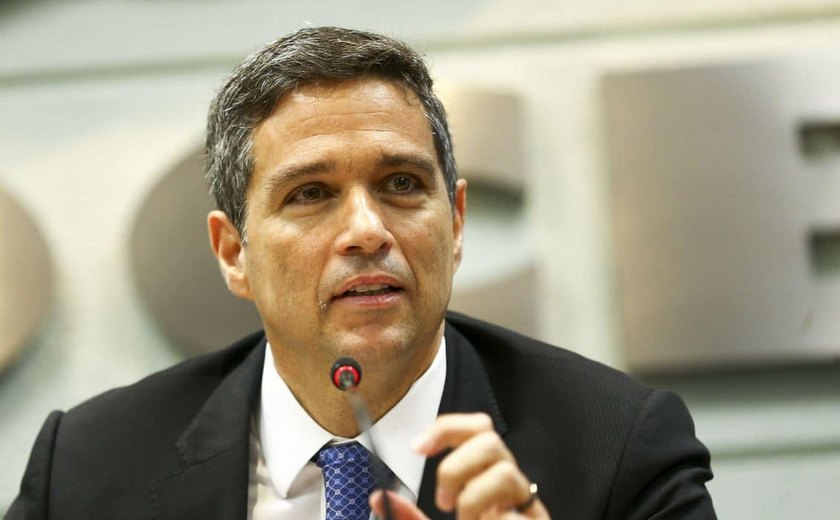 Selic é importante, mas crédito farto depende credibilidade, diz Campos Neto