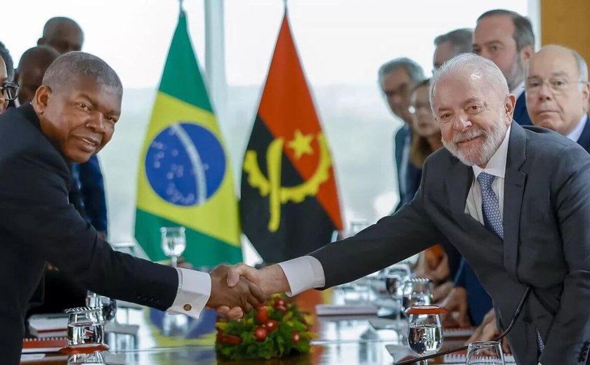'O Brasil está de volta à África', celebra presidente de Angola após assinar acordos com Lula