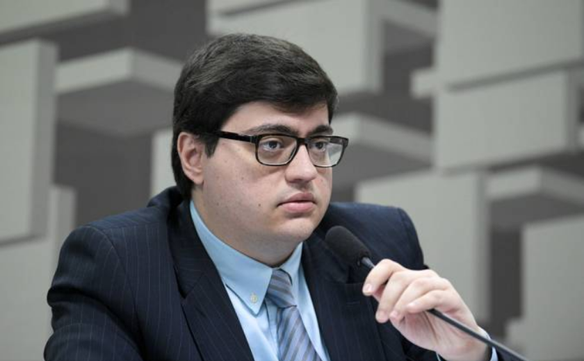 Felipe Salto defende austeridade fiscal com responsabilidade social em SP