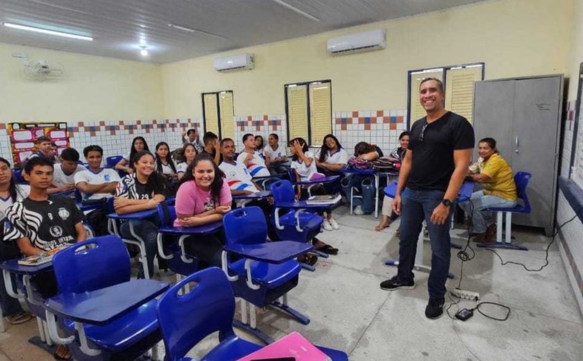 Docentes da Ufal levam às escolas projeto de extensão sobre Meteorologia