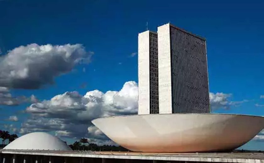 Investigações atingem oito dos 14 nomes das Mesas do Congresso