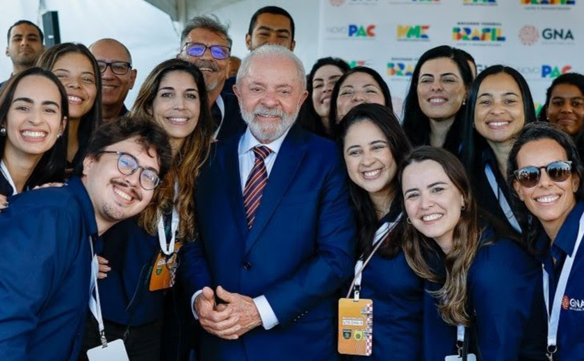 “Brasil pode ser um país imbatível na transição energética”, diz Lula no Porto do Açu