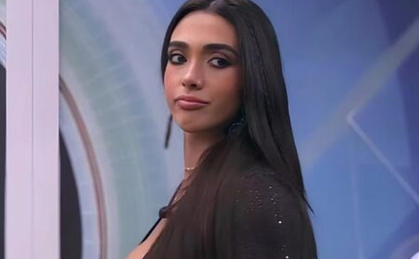 'Fiquei até lisonjeada', responde ex-BBB Giovanna Lima a fã sobre ser uma mulher trans