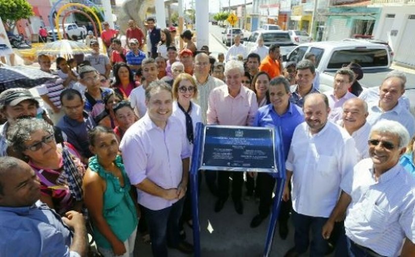 Governador inaugura 17 km de estradas recuperadas em Maravilha