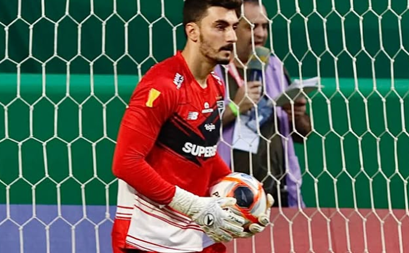 Presidente da FPF comenta pênalti para o Palmeiras: 'Se o Rafael chuta, não acontece nada'
