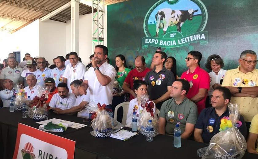 Autoridades políticas prestigiam 39ª Expo Bacia Leiteira, em Batalha