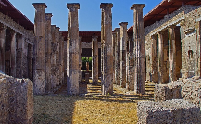 Desenterram em vila romana na Sicília mosaicos de 1.600 anos que retratam sandálias (FOTOS)