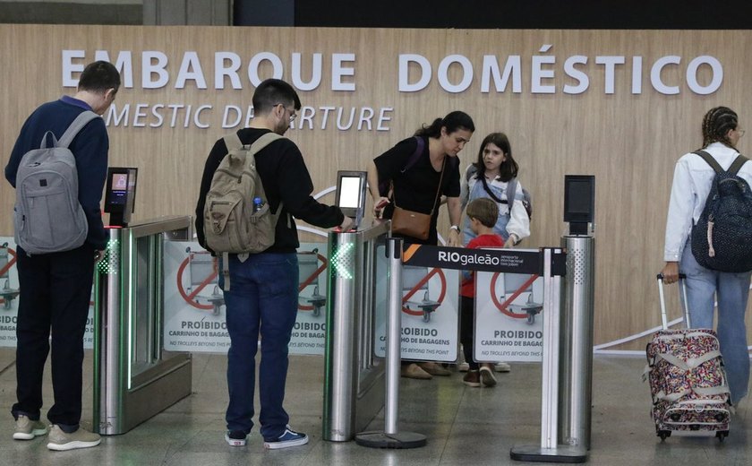 Judicialização eleva preço de passagens aéreas, diz presidente da Anac
