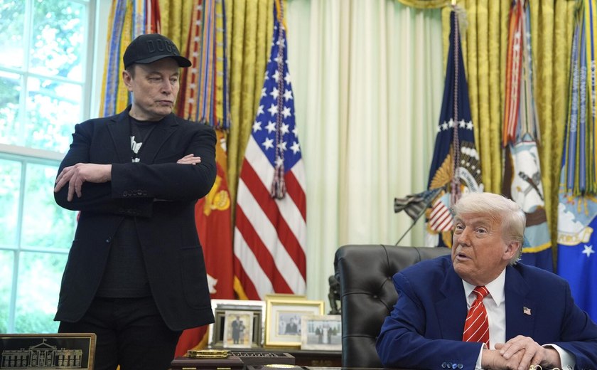 Trabalhar no governo Trump fez Musk desenvolver transtorno de saúde mental, diz pai do empresário