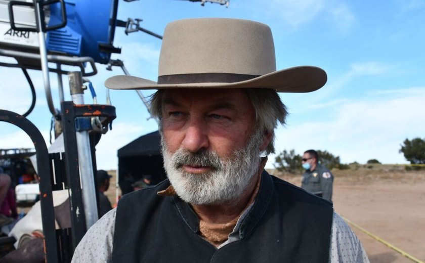 Bala real foi encontrada em cartucho de munição de outro ator de 'Rust', revela perita em julgamento de Alec Baldwin