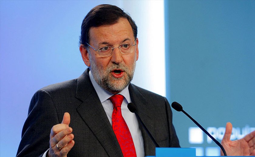Mariano Rajoy submete ao Parlamento espanhol acordo para novo resgate à Grécia