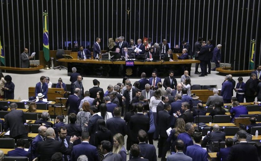 Caderno leva Promotoria a pedir cassação de prefeito ligado a 'braço direito' de Júnior Mano