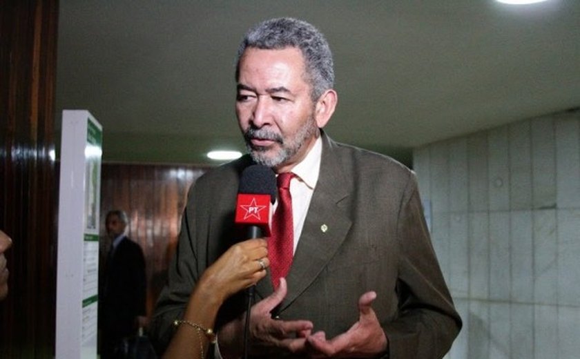 Paulão é reeleito para a presidência do PT em Alagoas