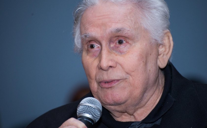Grande ícone do teatro alagoano, Pedro Onofre, falece aos 82 anos