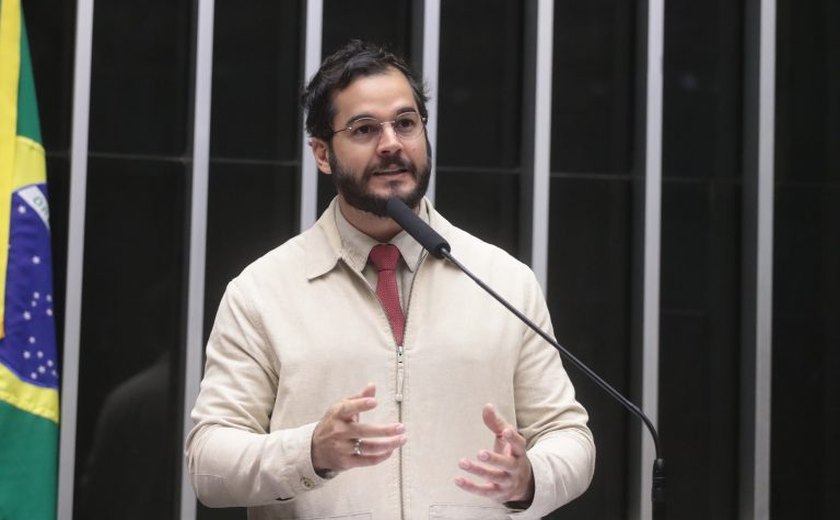 Câmara aprova projeto que cria a Lei do Mar; acompanhe