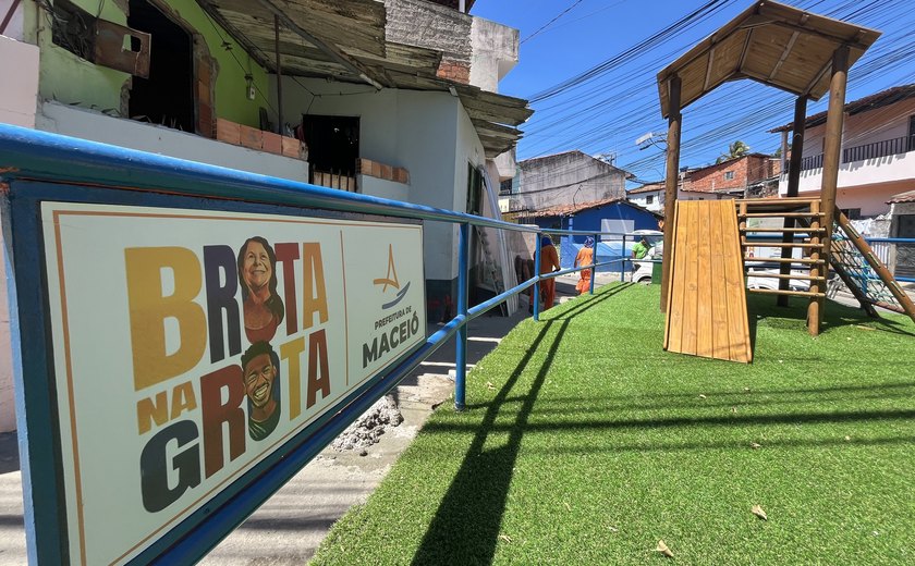 Programa Brota na Grota transforma praça e renova esperança na Grota do Cigano