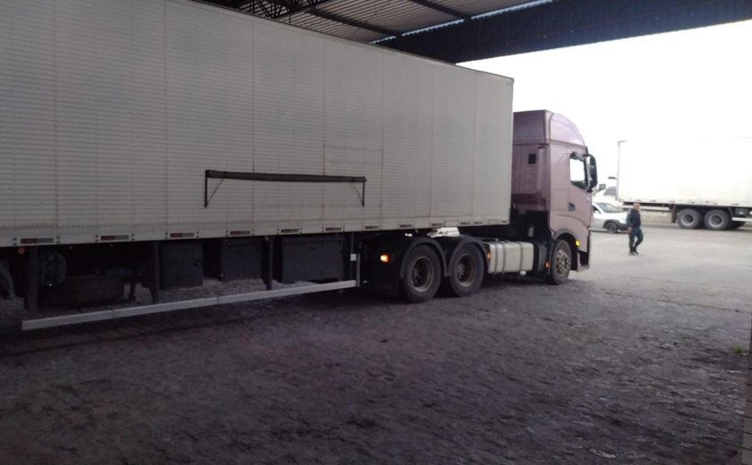 Sefaz intercepta 8 toneladas de charque sem nota fiscal em Alagoas