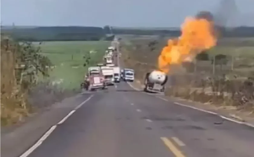 Vídeo: equipe do SBT sofre queimaduras em explosão de caminhão tanque; assista