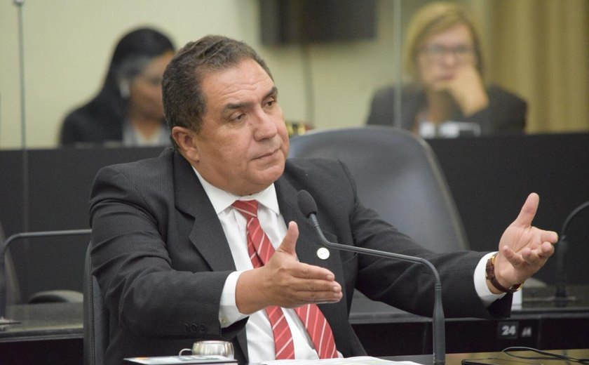 Inácio Loiola se posiciona contrário à politica de privatizações em Alagoas