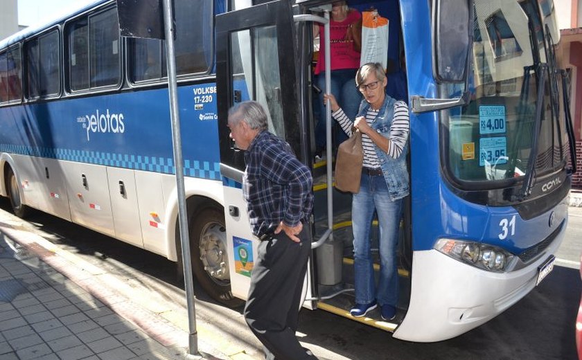 Cancelado debate sobre subsídio federal para manter gratuidade de transporte coletivo a idosos